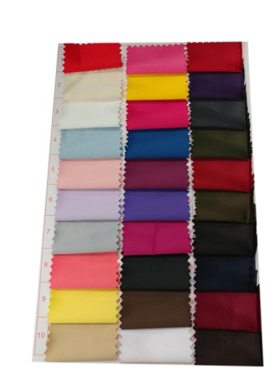 GZ-HGHI  高密米琪 厚色丁 畢業袍 側面照